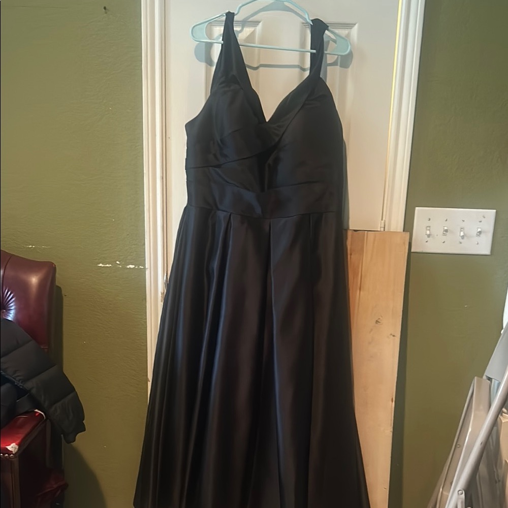 Elegant Black Off The Shoulder Evening Dress